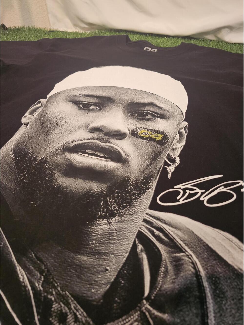 LIMITED EDITION RARE PHILADELPHIA EAGLES Saquon Barkley C4 Energy Size XL - Picture 2 of 6